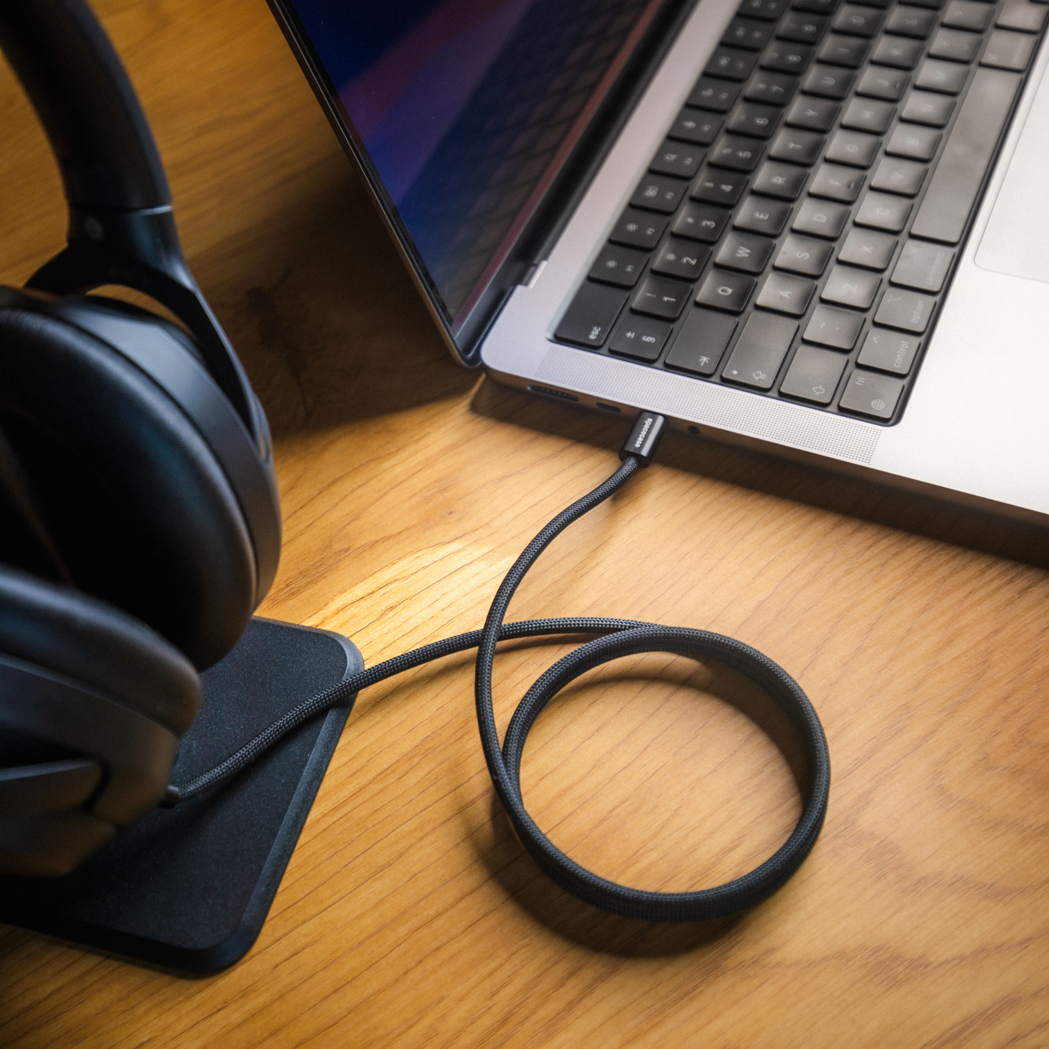 Magnetyczny kabel Spacecase USB-C