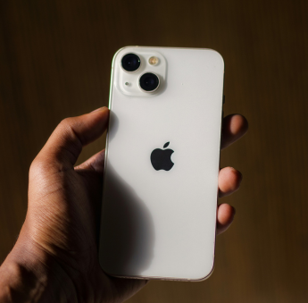 Jakie szkło hartowane do Apple iPhone 13?